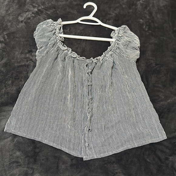 AMERICAN EAGLE Top - Picture 3 of 8